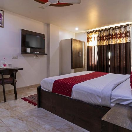 Hotel The Amour Dx Near Igi Airport Delhi ニューデリー エクステリア 写真