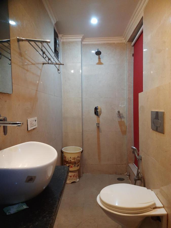 Hotel The Amour Dx Near Igi Airport Delhi ニューデリー エクステリア 写真