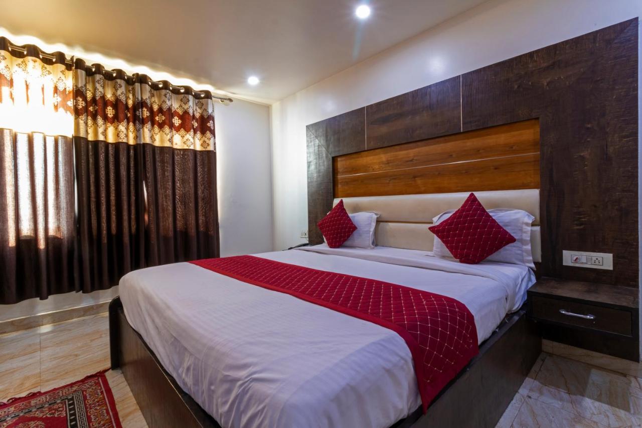 Hotel The Amour Dx Near Igi Airport Delhi ニューデリー エクステリア 写真